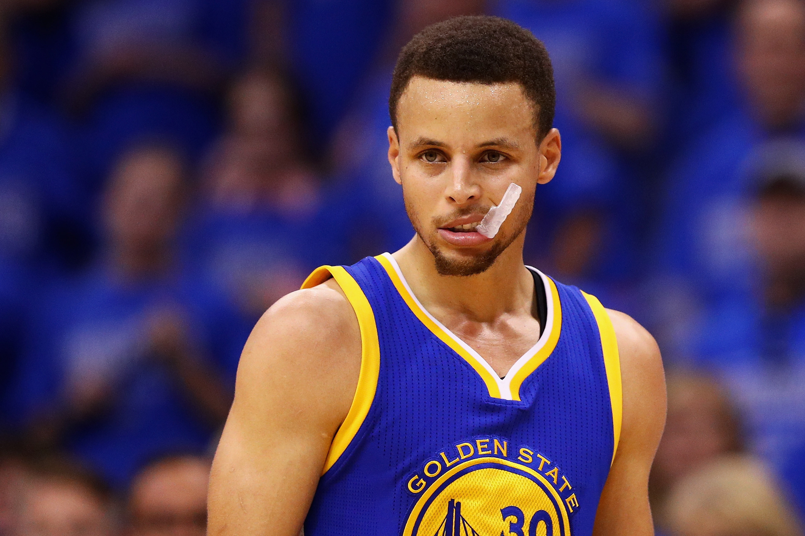 雷霆加时擒勇士霍姆格伦 t010956b664bc2e3778.jpg?size=2664x1776