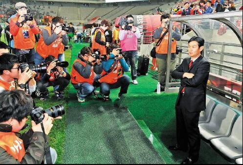 崔龙洙:我真不是为了金钱 在中国一定要成功