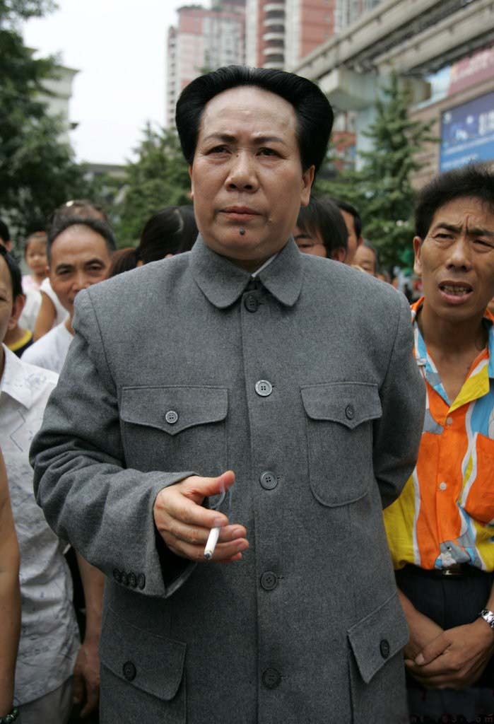 不敢接触异性 t0100b09ec32263e034.jpg?size=699x1024